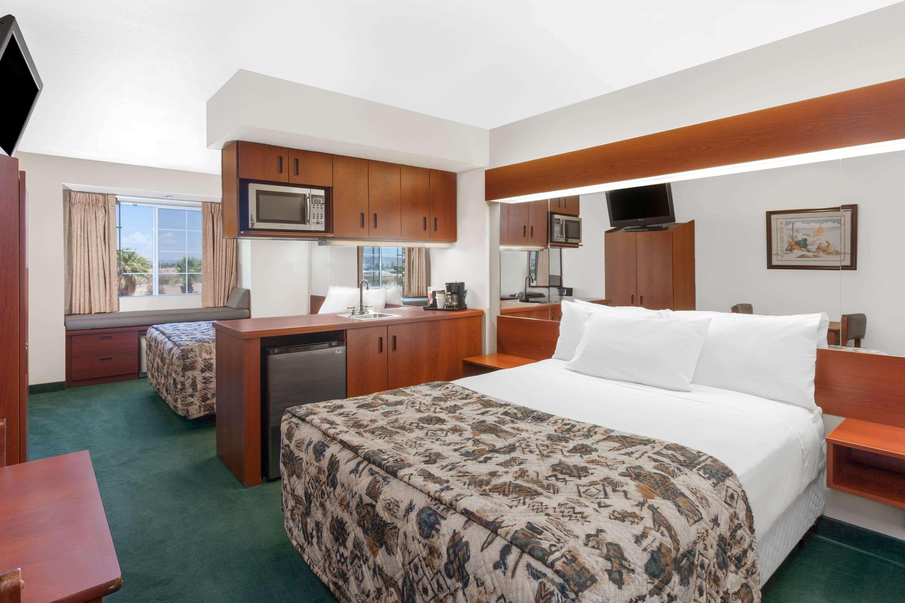 Microtel Inn & Suites By Wyndham Wellton Екстериор снимка